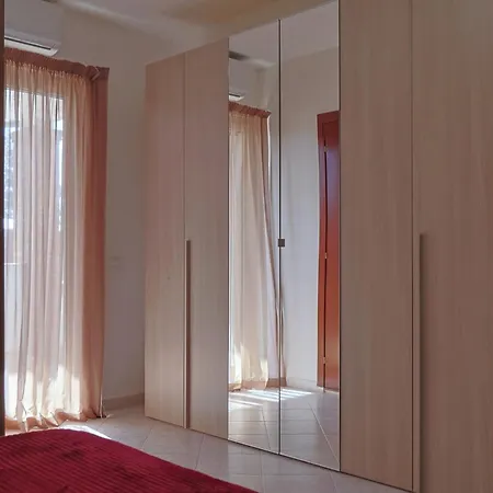 Lella - Tevere Апартаменты