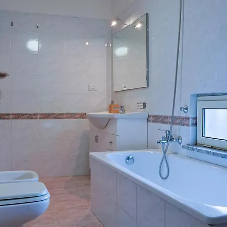 Lella - Tevere Apartment Ardea