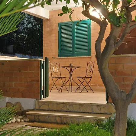 Lella - Tevere Apartment *